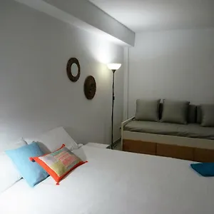 estudio-a-25-metros-playa-canteras-wifi.in-canary-islands.com/